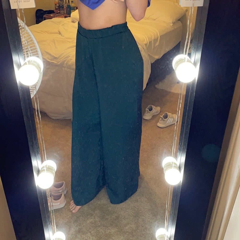 Windsor satin flowy pants size large